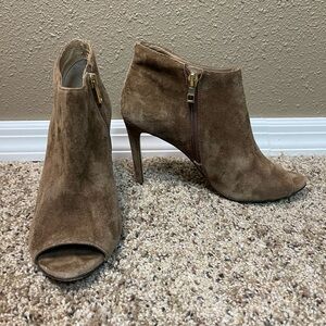 Ann Taylor Sloan Fringe Suede Peeptoe Heels Dark Caramel Women’s 6.5M